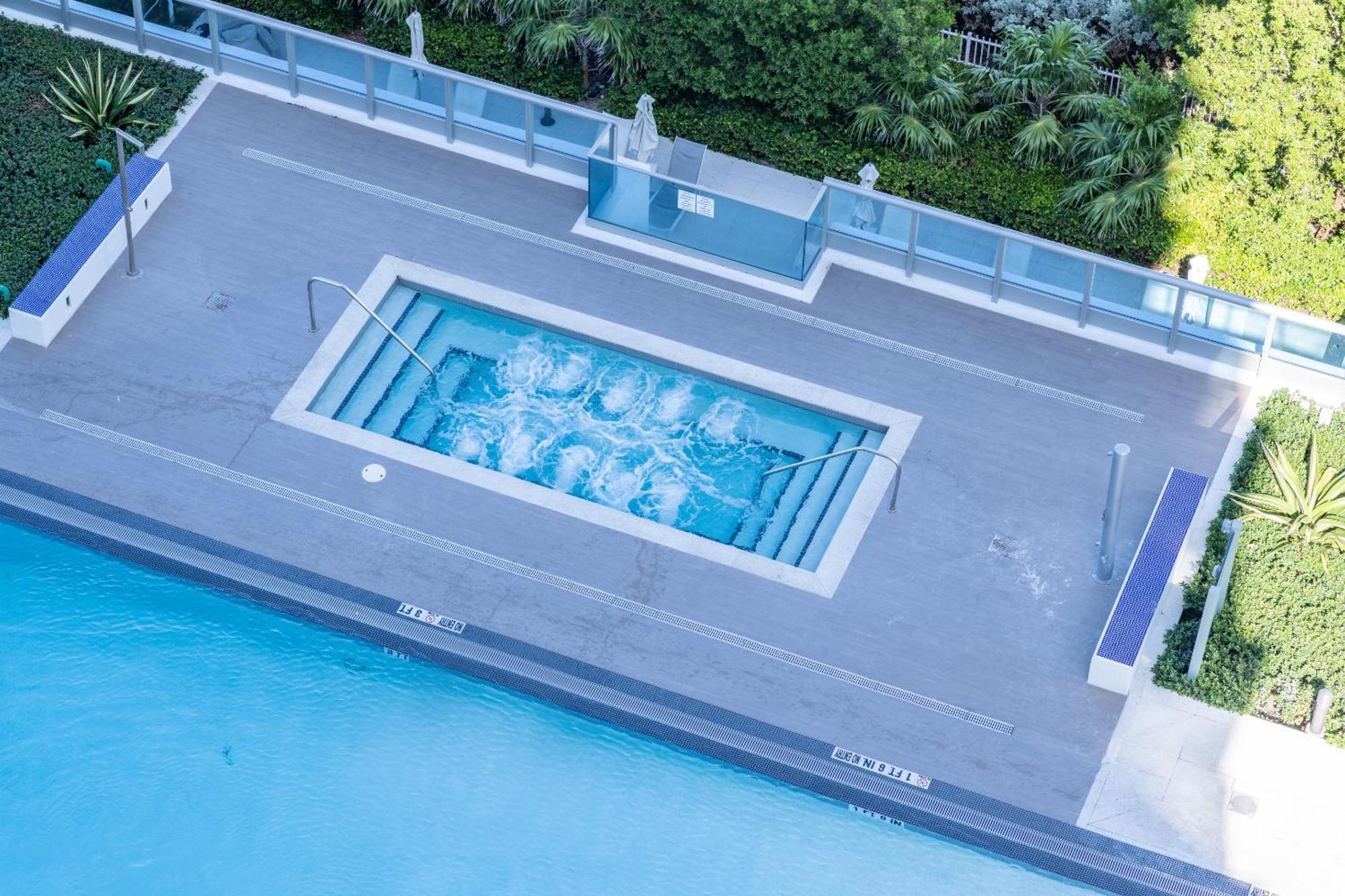 Bluebird Suites Monte Carlo 迈阿密海滩 客房 照片
