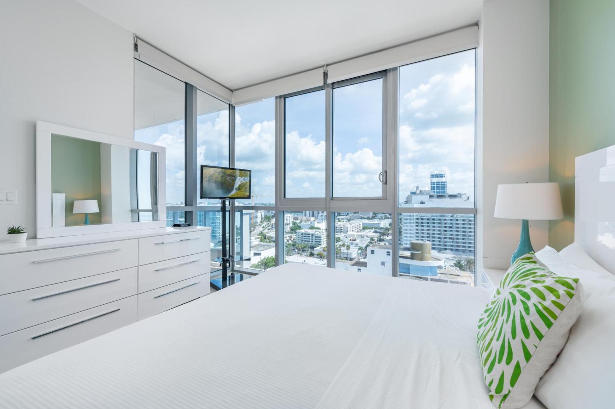 Bluebird Suites Monte Carlo 迈阿密海滩 客房 照片